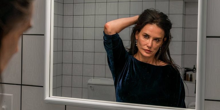 O triunfo de Demi Moore nos SAG Awards de 2025 solidifica sua liderança como favorita ao Oscar de Melhor Atriz