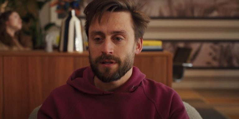 Kieran Culkin: a surpreendente revelação por trás de sua atuação premiada em “A Real Pain”