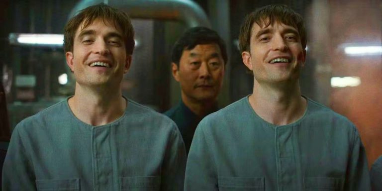 Filme de Robert Pattinson, Mickey 17, conquista primeiro lugar em ranking de bilheteira de comédias escuras