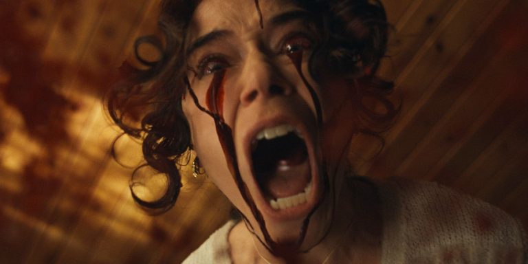 Filme de terror Keeper é apresentado por Tatiana Maslany em teaser pós-créditos de The Monkey