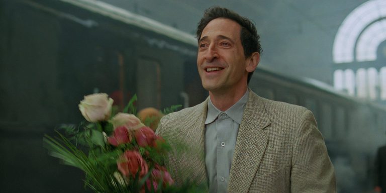 Adrien Brody conquista feito histórico no Oscar ao ganhar o segundo prêmio de Melhor Ator em sua carreira