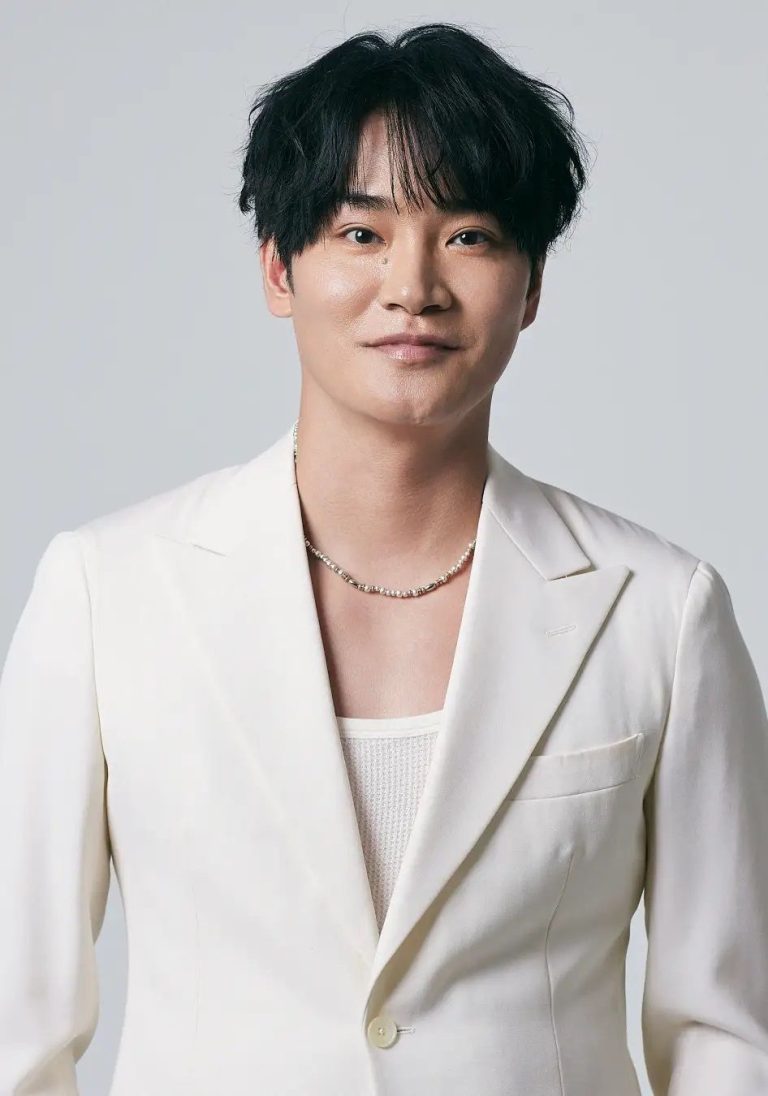 Yoshimasa Hosoya, renomado dublador de animes, anuncia seu casamento com uma pessoa fora da indústria